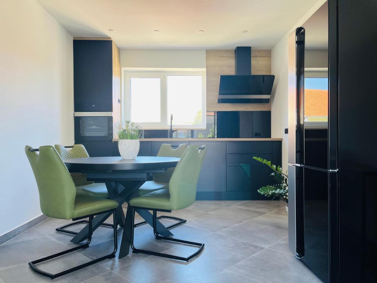 Kia Ora Apartment Трогир Экстерьер фото