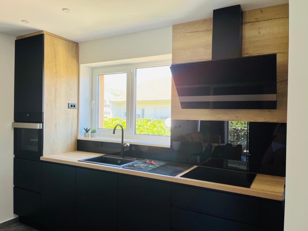 Kia Ora Apartment Трогир Экстерьер фото