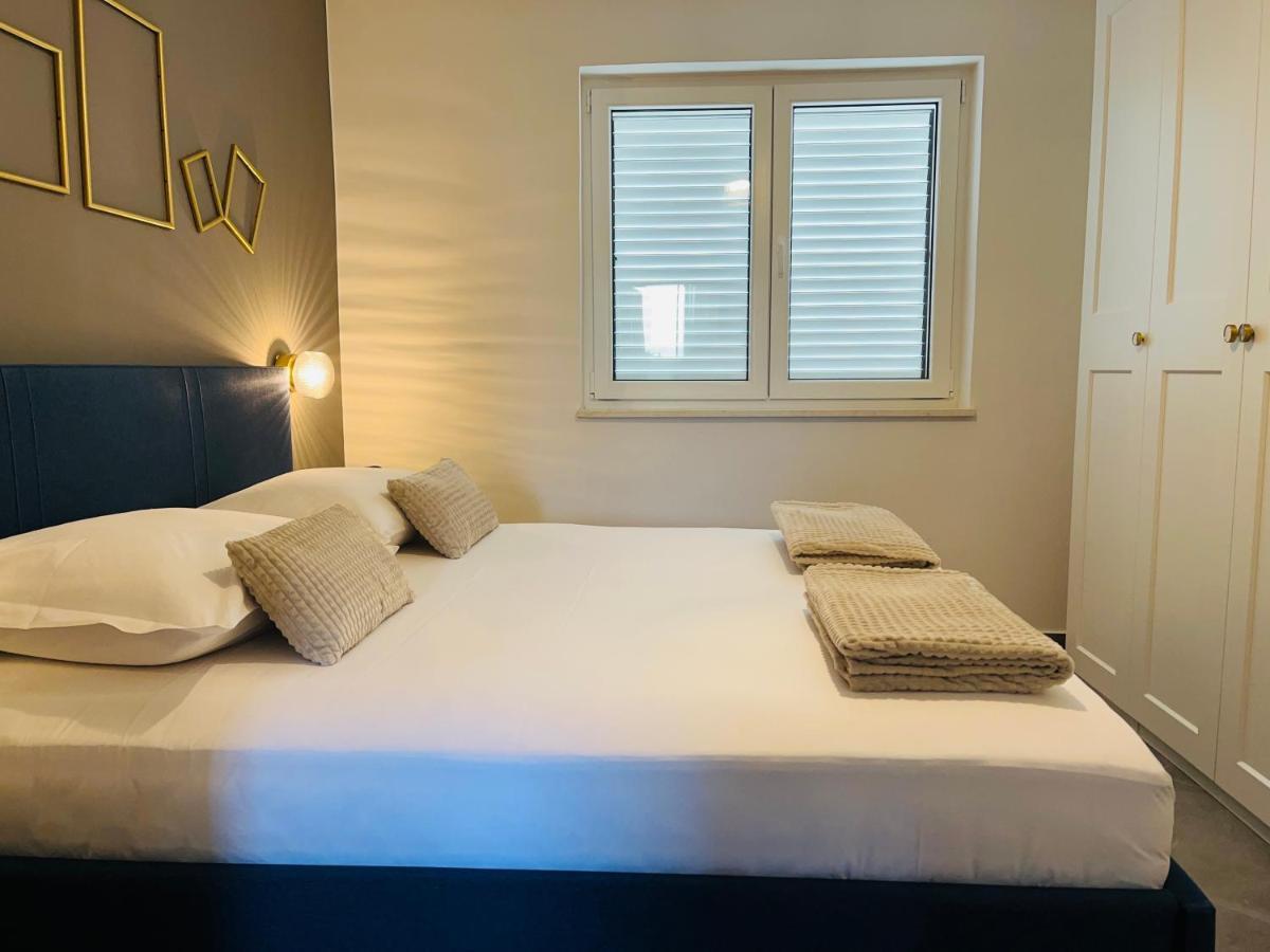 Kia Ora Apartment Трогир Экстерьер фото